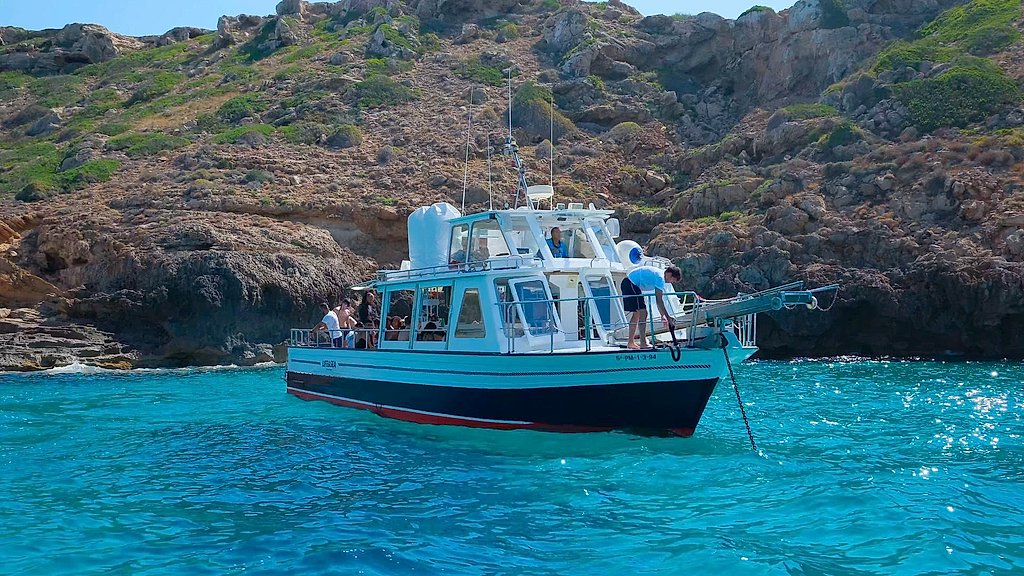 Cala Vella Snorkel Tour from Arenal