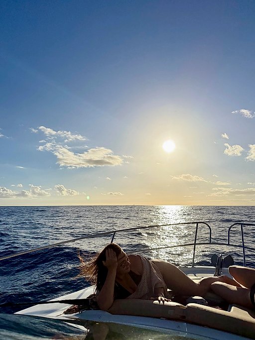 Private Jeanneau Leader 9 Yacht Experience in Madeira
