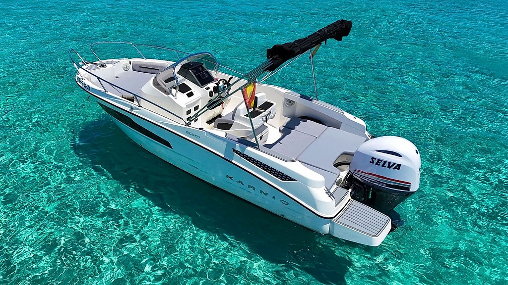 Ibiza Karnic 601 Boat Rental with License