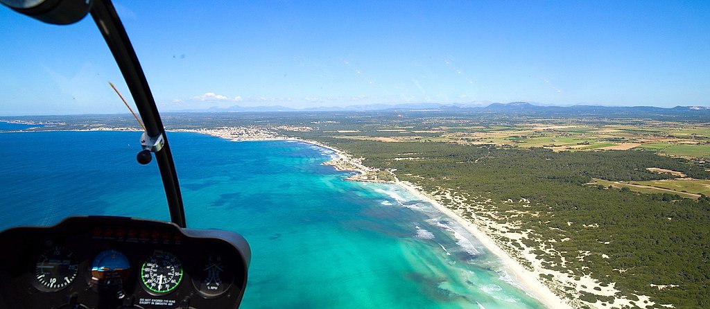 Private Helicopter Tour: Mallorca’s Northern Coast, Valldemossa & Sóller